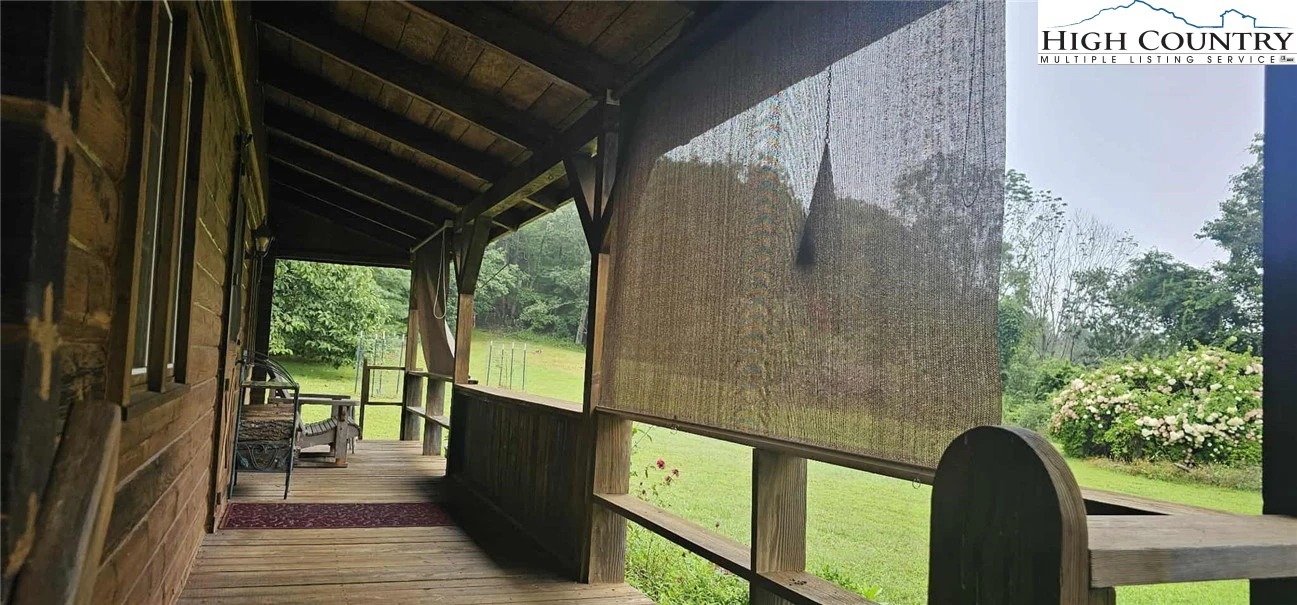 Image number 7 for the current listing