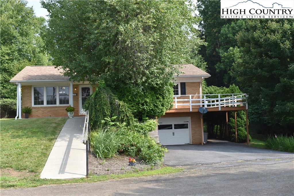 Image number 3 for the current listing