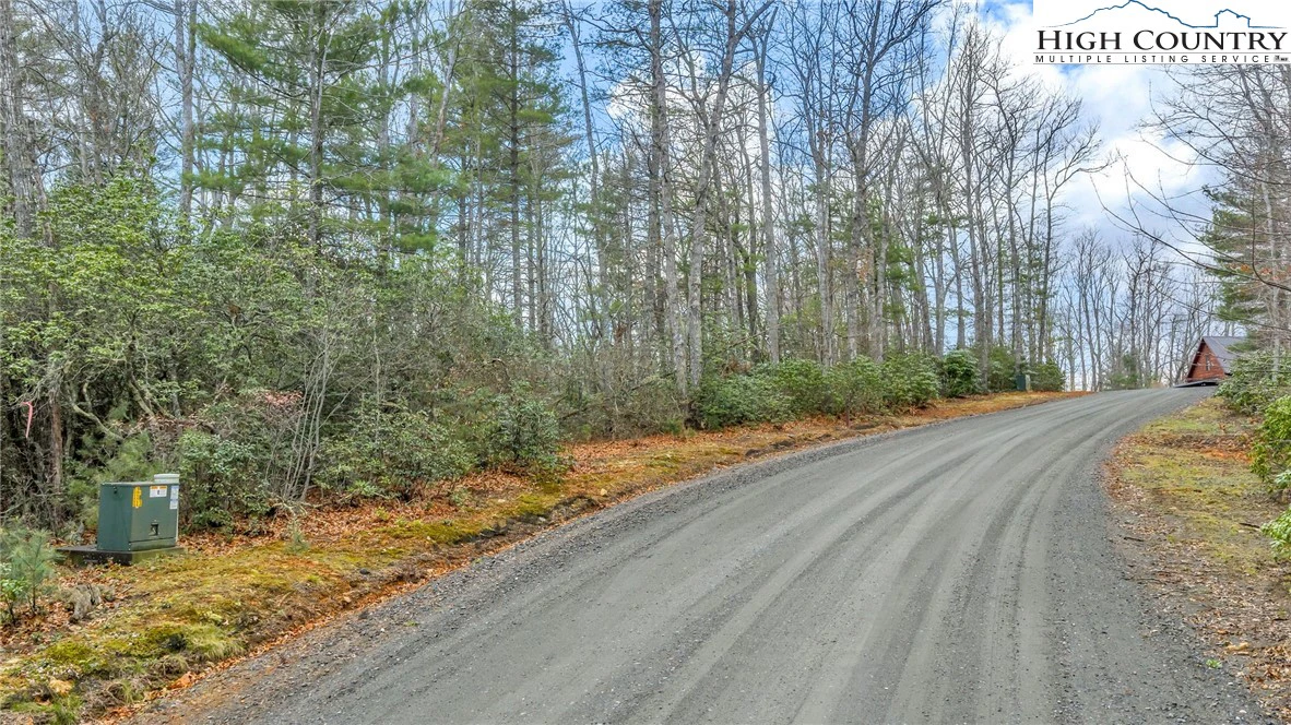Image number 16 for the current listing