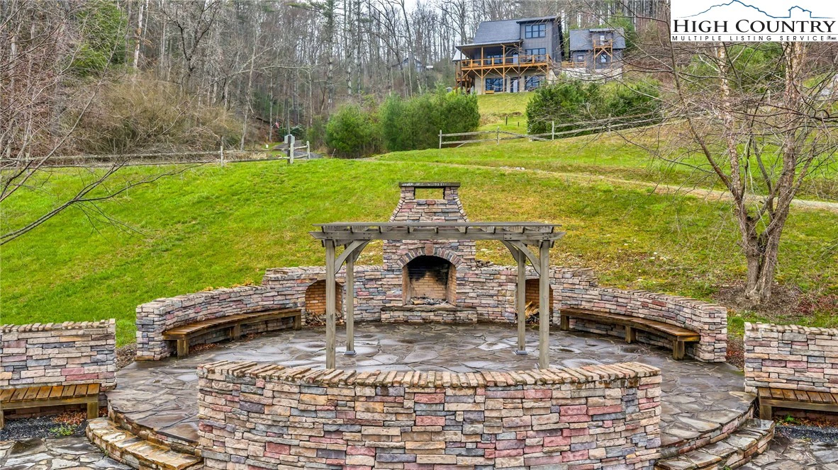 Image number 7 for the current listing
