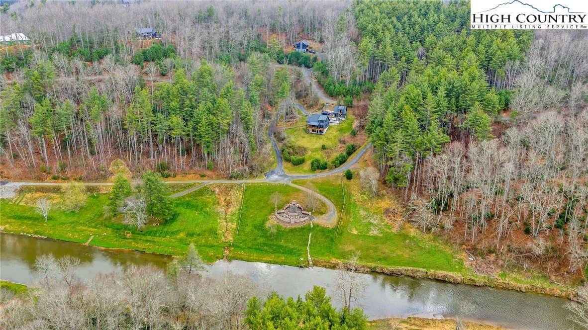 Image number 6 for the current listing