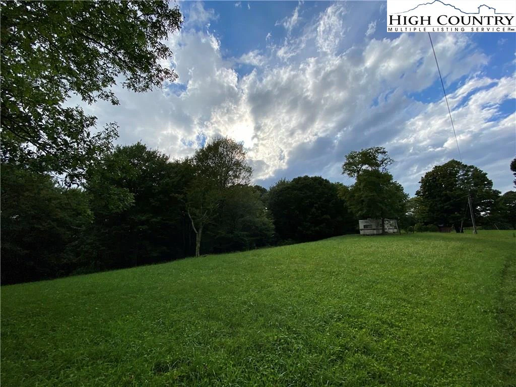 Image number 7 for the current listing