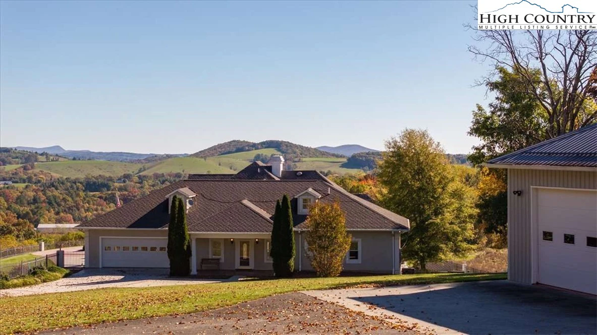 Image number 14 for the current listing