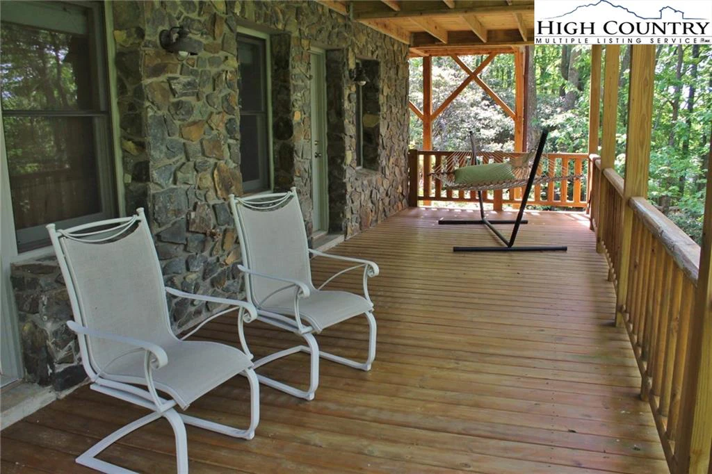 Image number 7 for the current listing