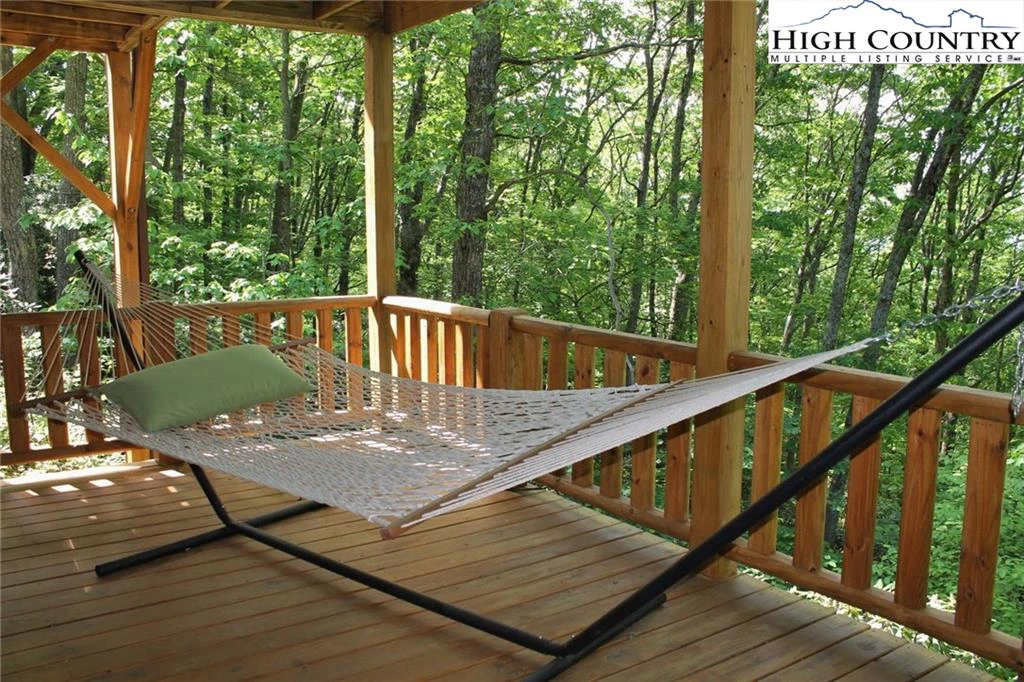 Image number 6 for the current listing