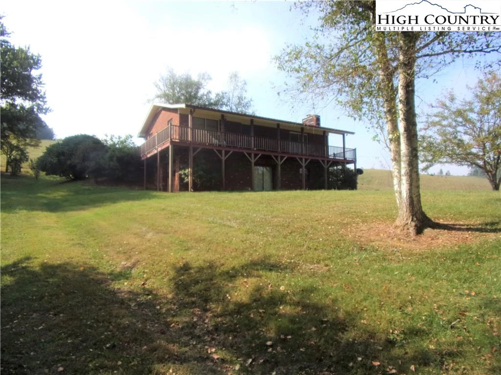 Image number 1 for the current listing