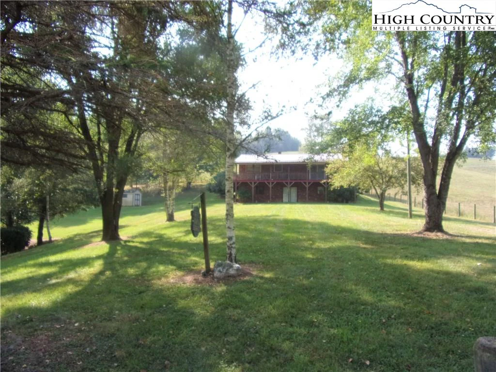 Image number 23 for the current listing