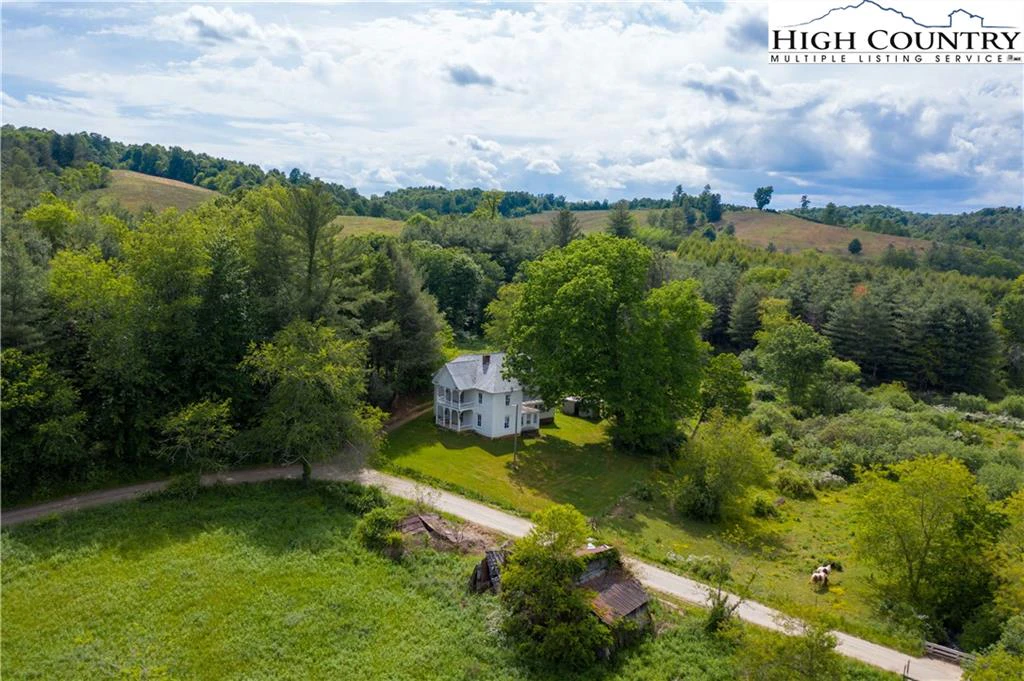 Image number 21 for the current listing