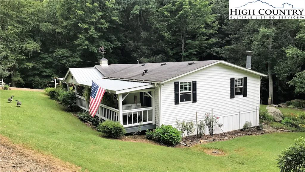 Image number 1 for the current listing