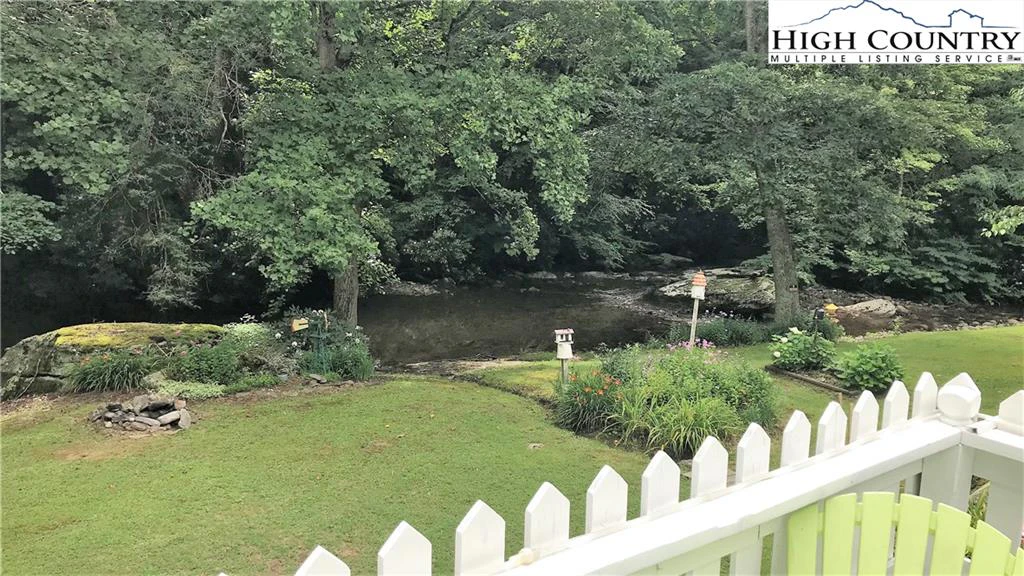 Image number 7 for the current listing