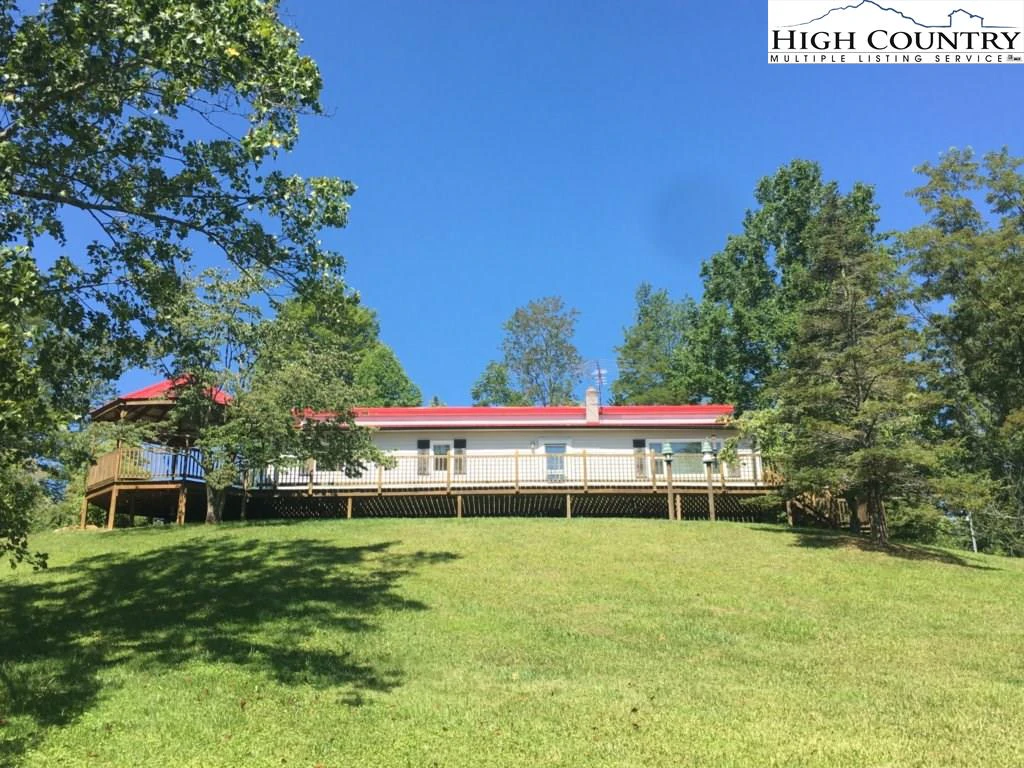 Image number 15 for the current listing