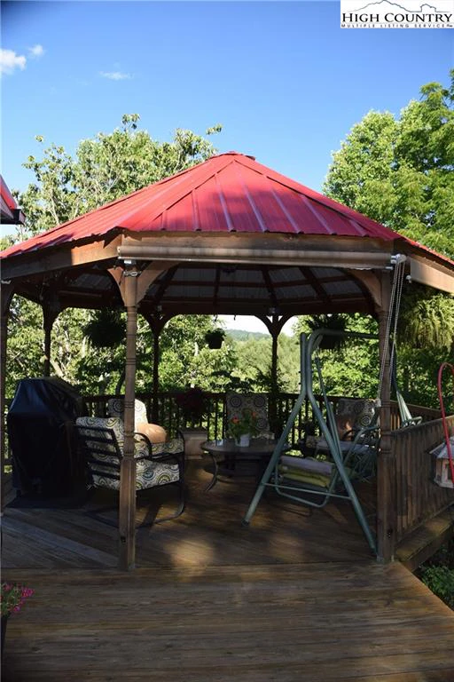 Image number 4 for the current listing