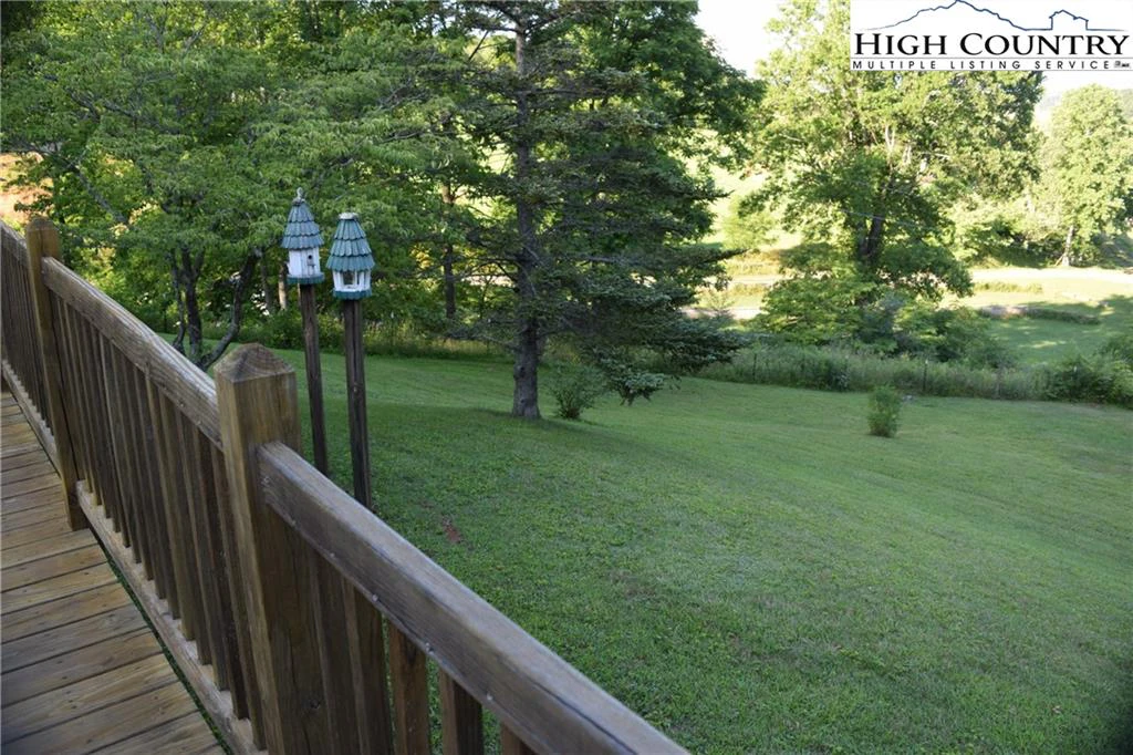 Image number 5 for the current listing
