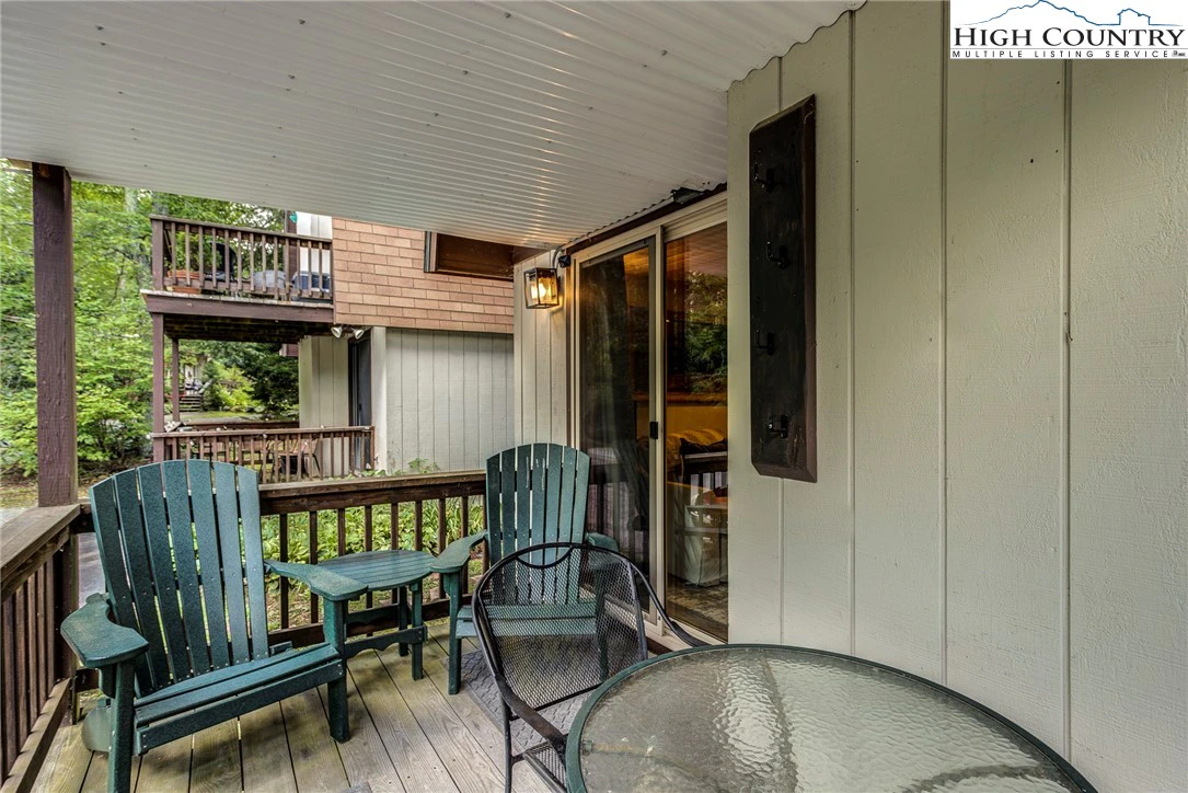 Image number 5 for the current listing