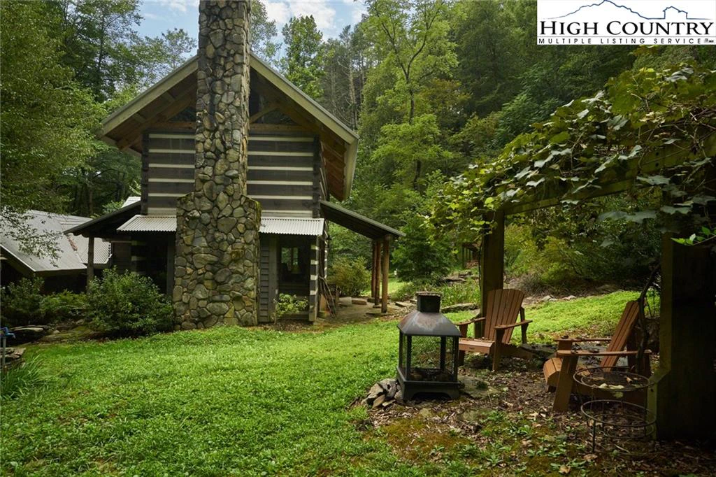 Image number 11 for the current listing