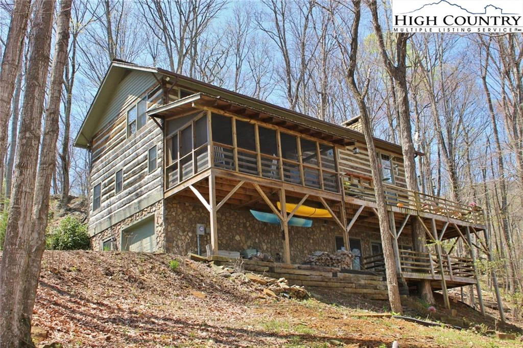 Image number 16 for the current listing