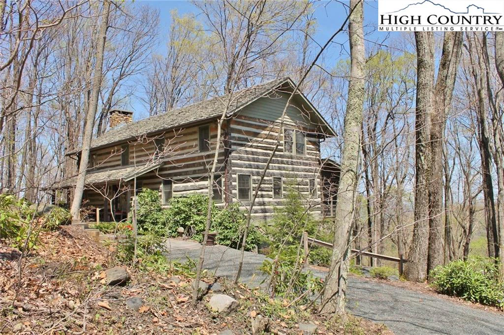 Image number 19 for the current listing