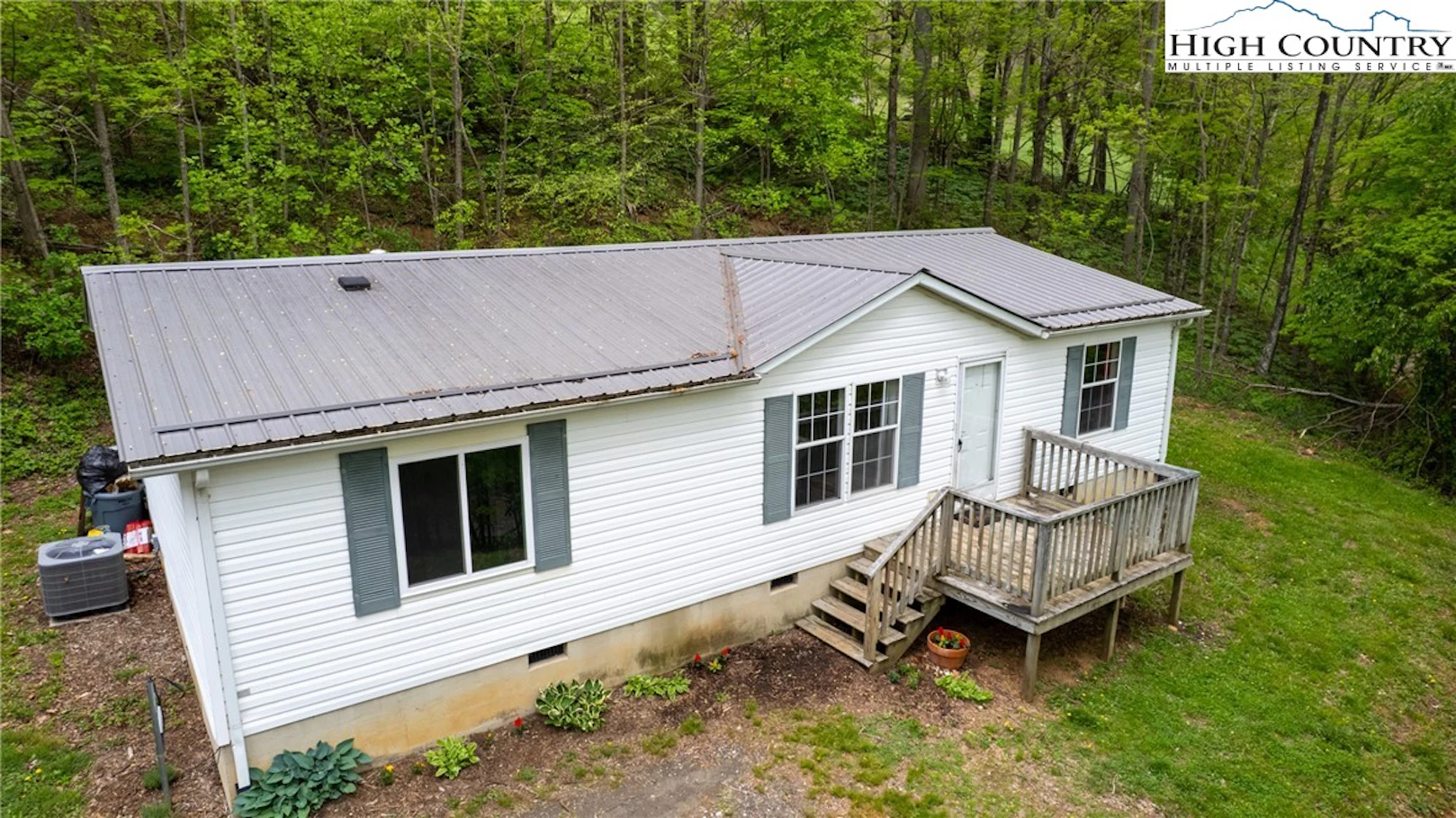 Image number 1 for the current listing