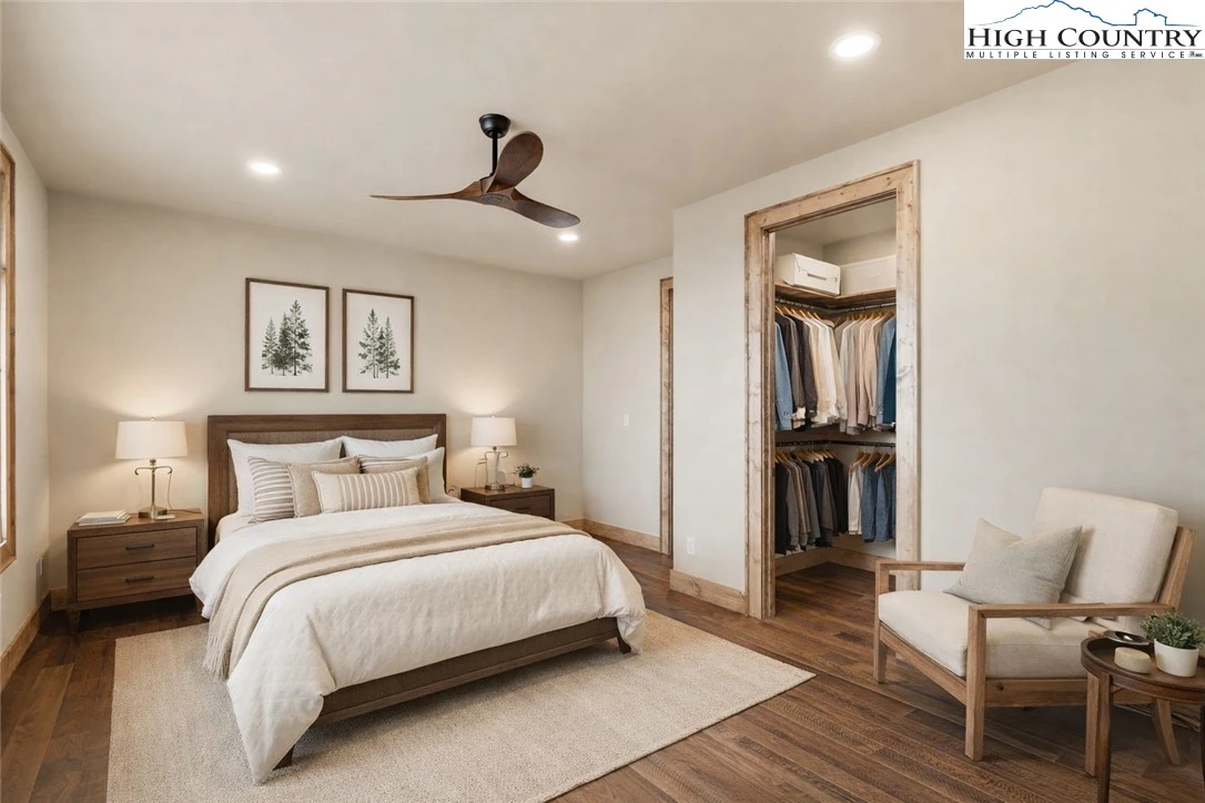 Image number 5 for the current listing