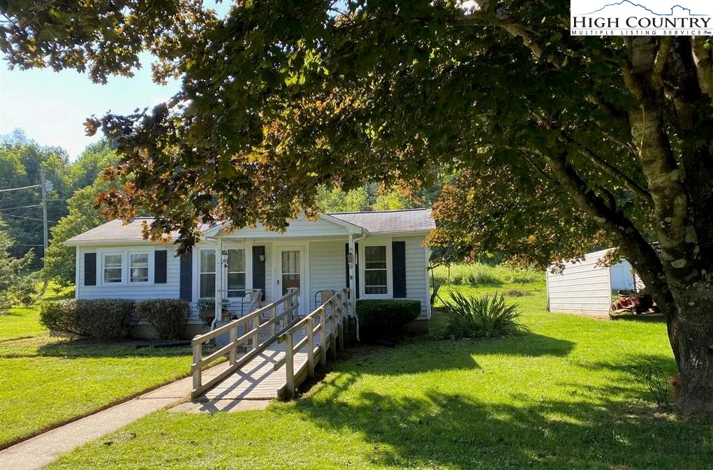 Image number 1 for the current listing