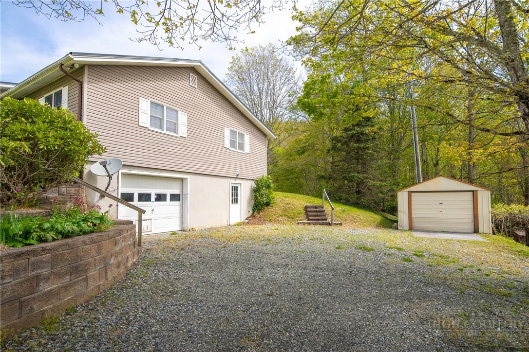 Image number 6 for the current listing