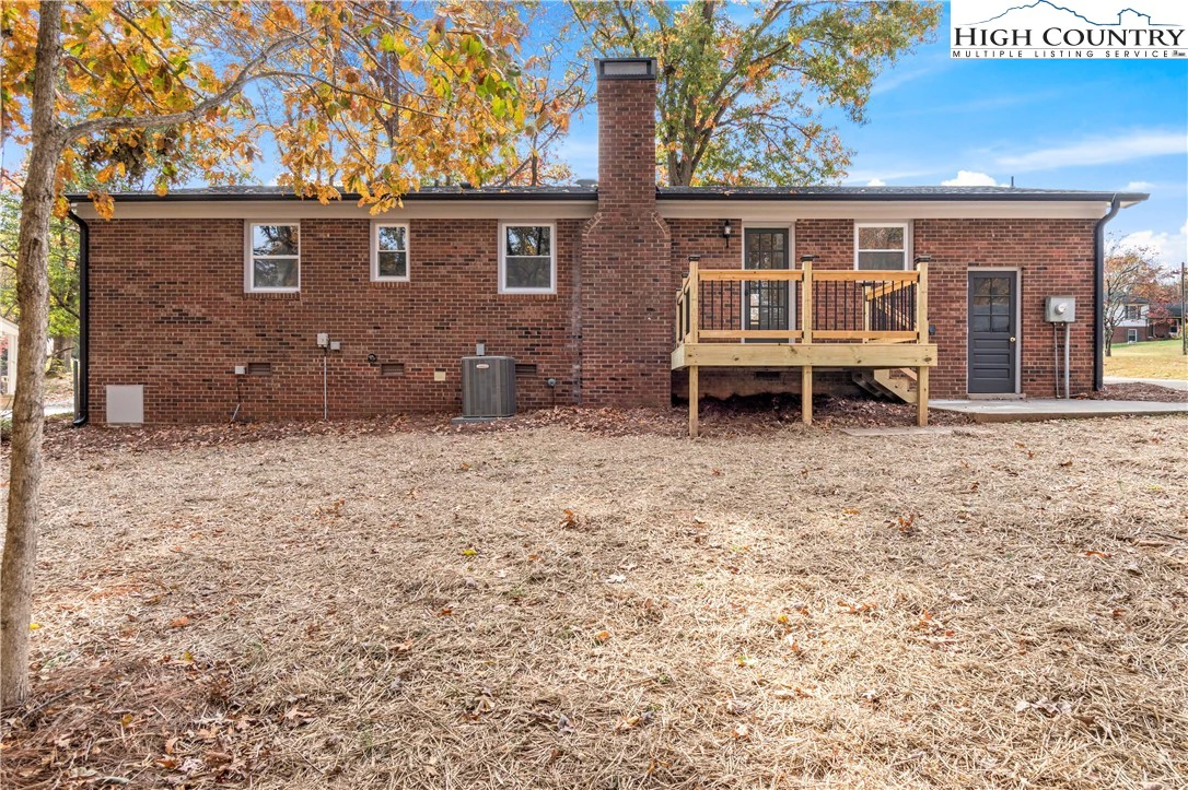 Image number 21 for the current listing