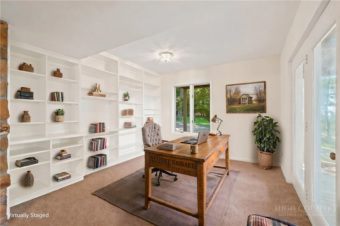 Image number 18 for the current listing