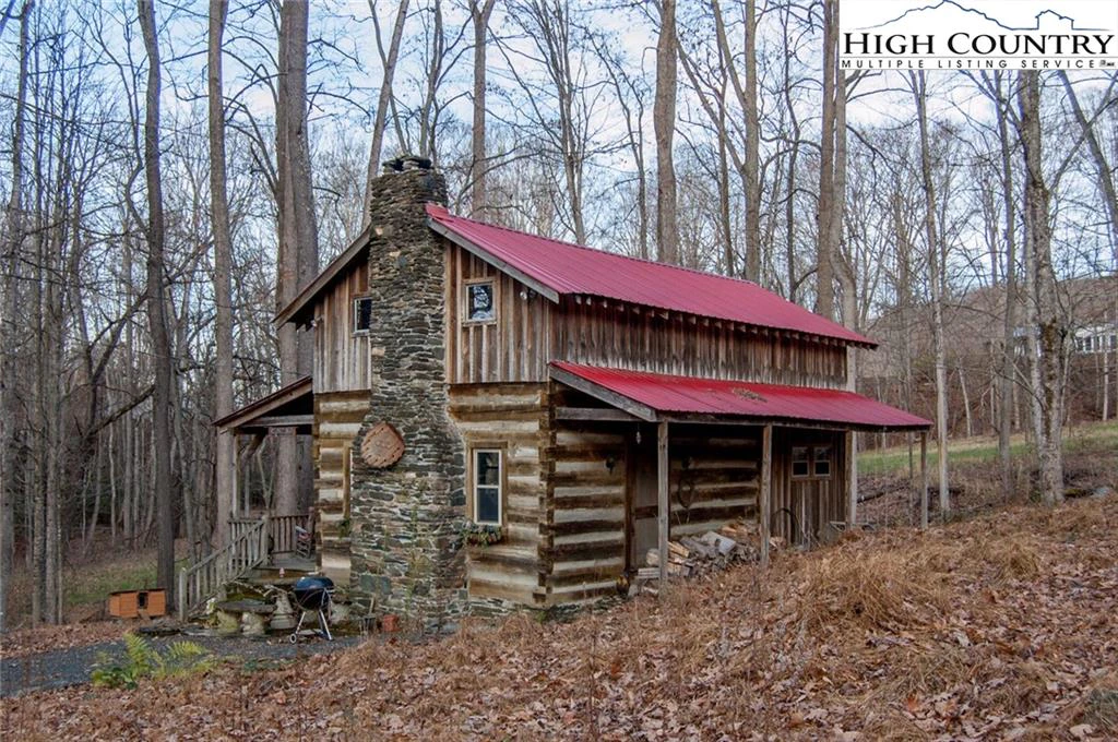 Image number 1 for the current listing