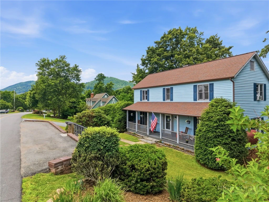Image number 4 for the current listing
