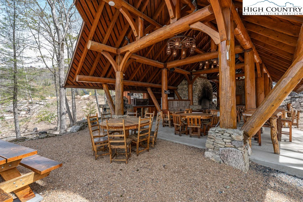 Image number 9 for the current listing