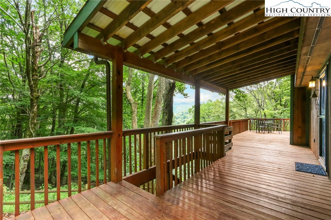 Image number 12 for the current listing