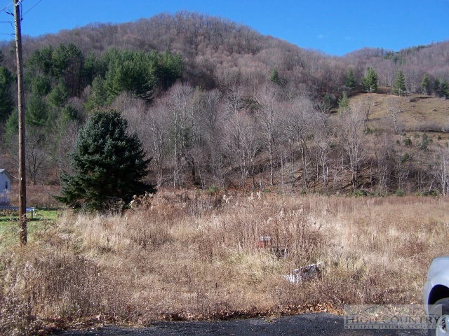 Image number 2 for the current listing