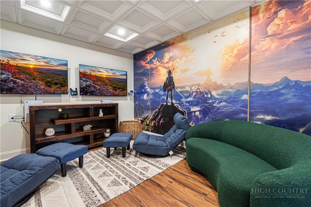 Image number 6 for the current listing