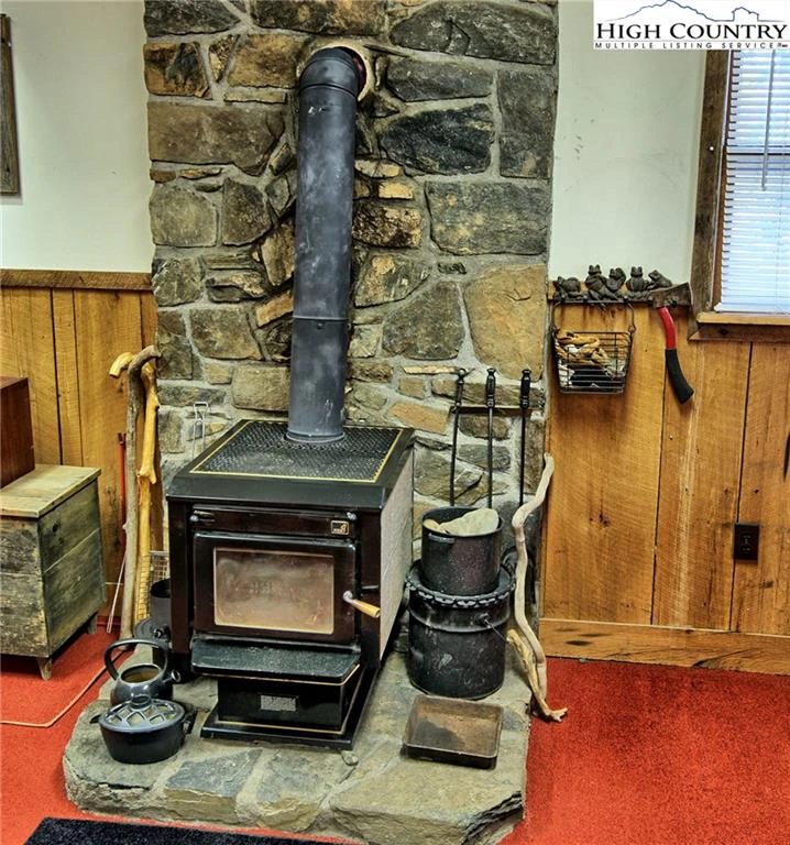 Image number 8 for the current listing