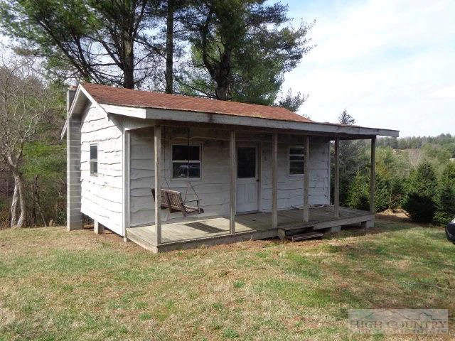 Image number 15 for the current listing