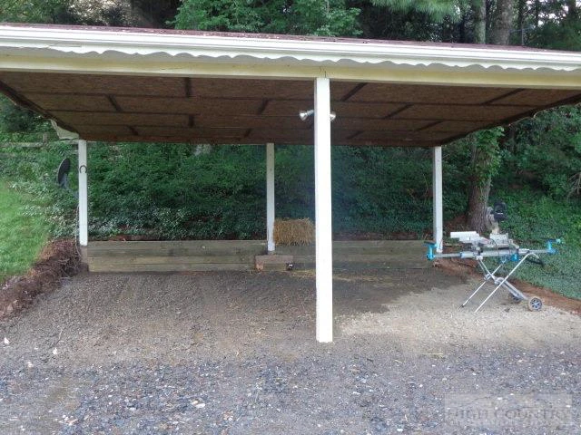 Image number 10 for the current listing