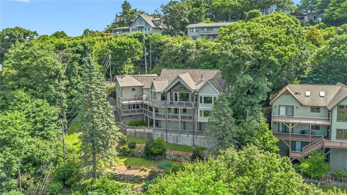 Image number 6 for the current listing
