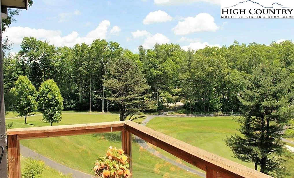 Image number 15 for the current listing