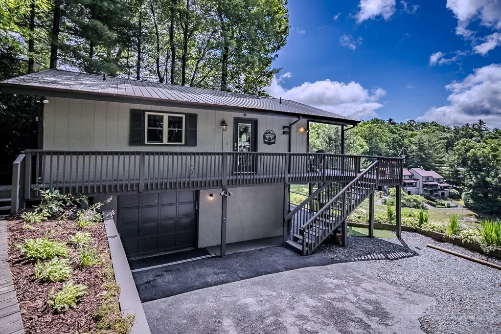 Image number 5 for the current listing
