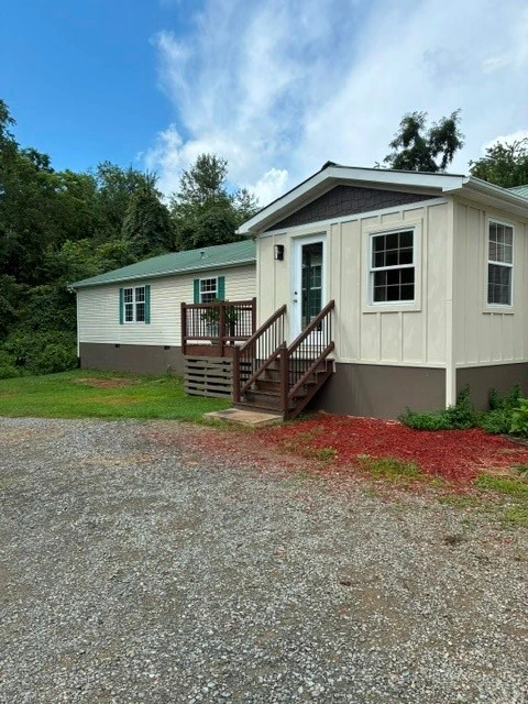 Image number 5 for the current listing