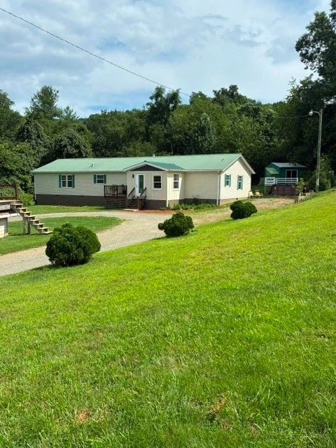 Image number 1 for the current listing