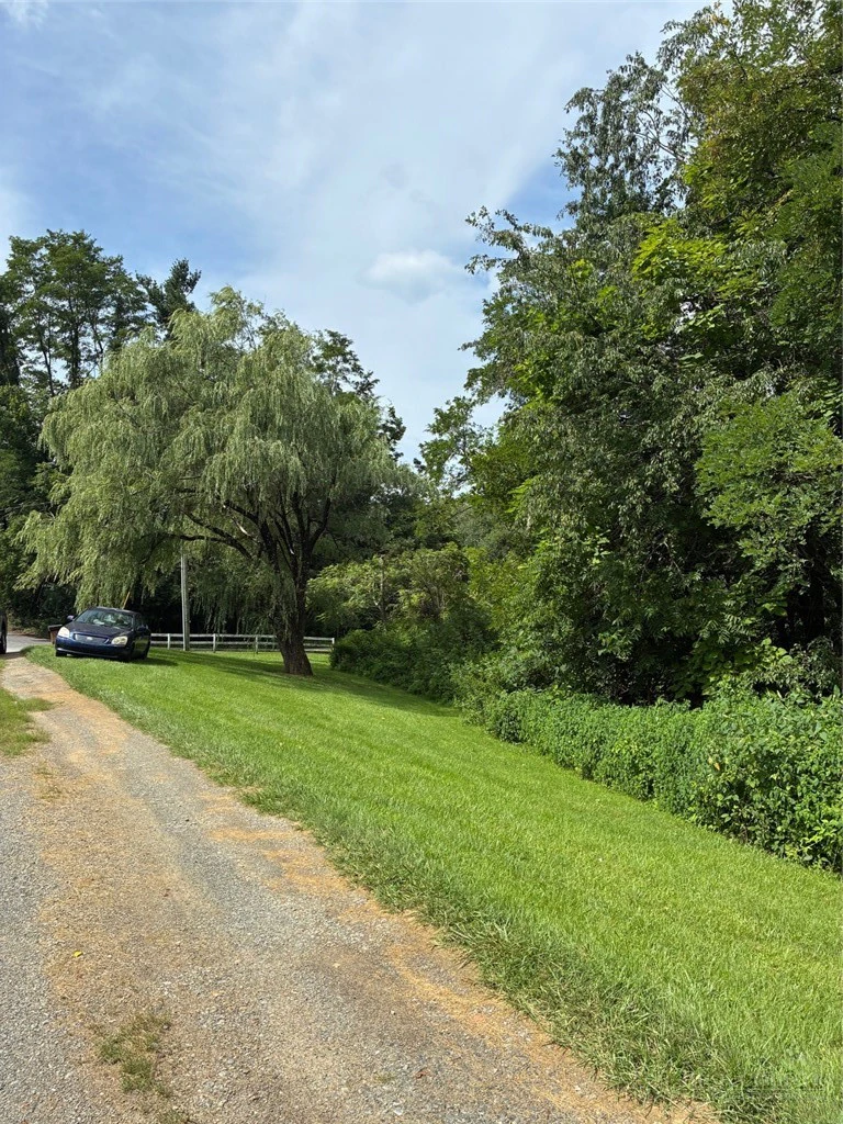 Image number 7 for the current listing