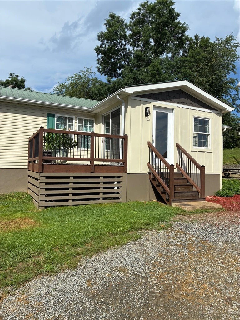 Image number 2 for the current listing