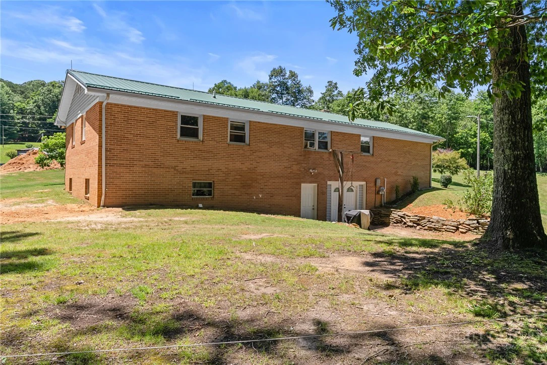 Image number 5 for the current listing