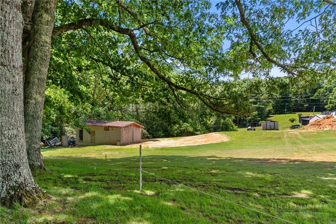 Image number 7 for the current listing
