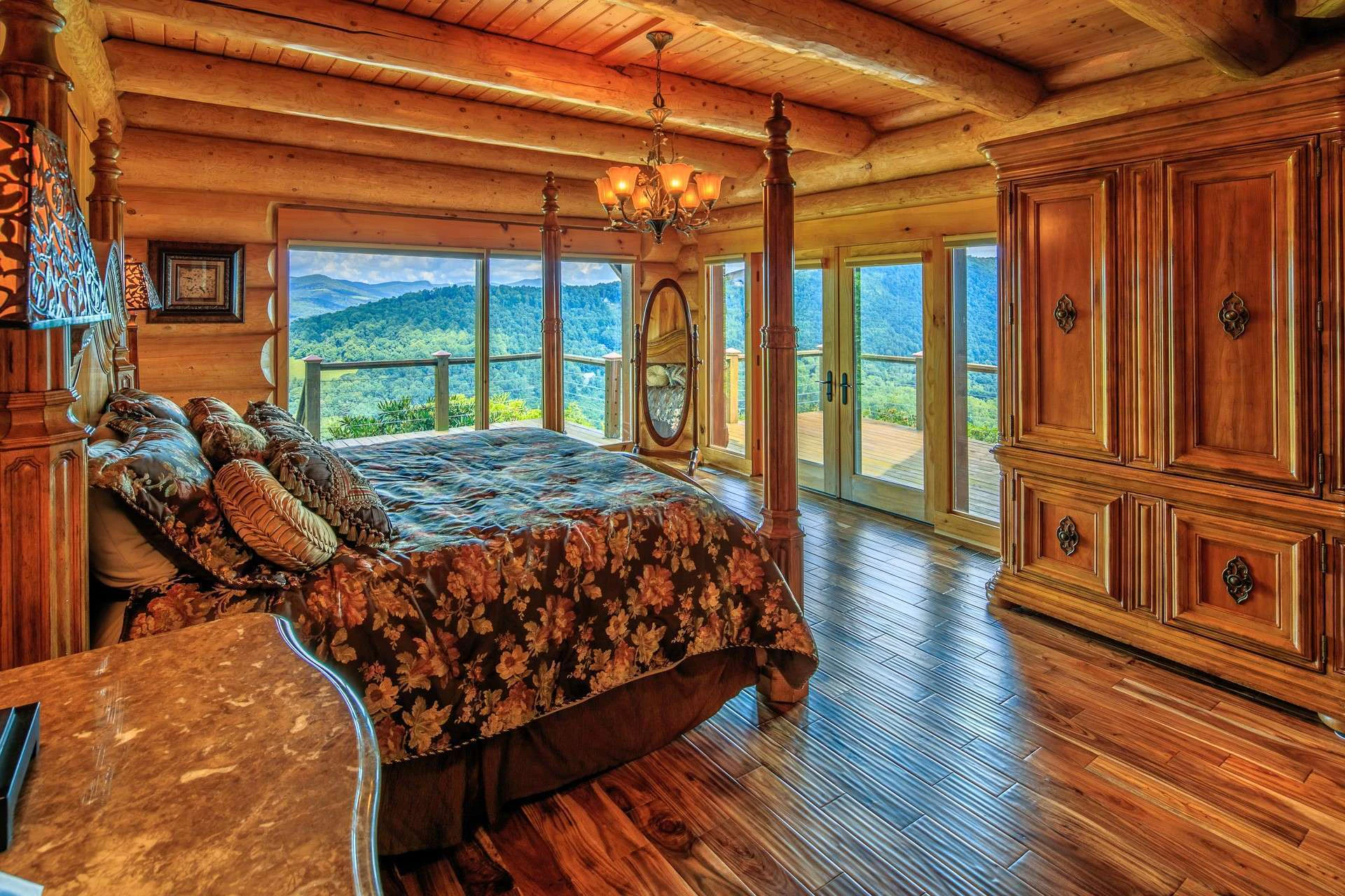 Image number 10 for the current listing