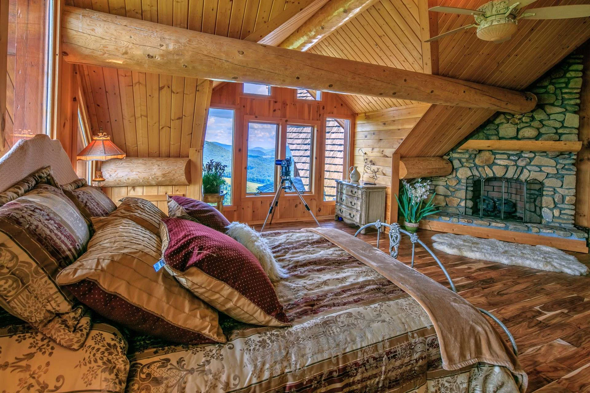 Image number 5 for the current listing