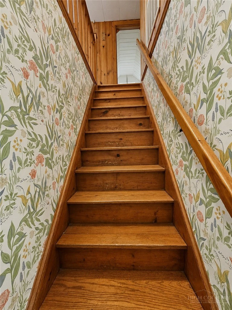 Image number 20 for the current listing