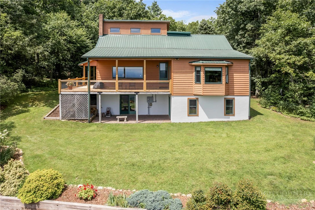 Image number 1 for the current listing