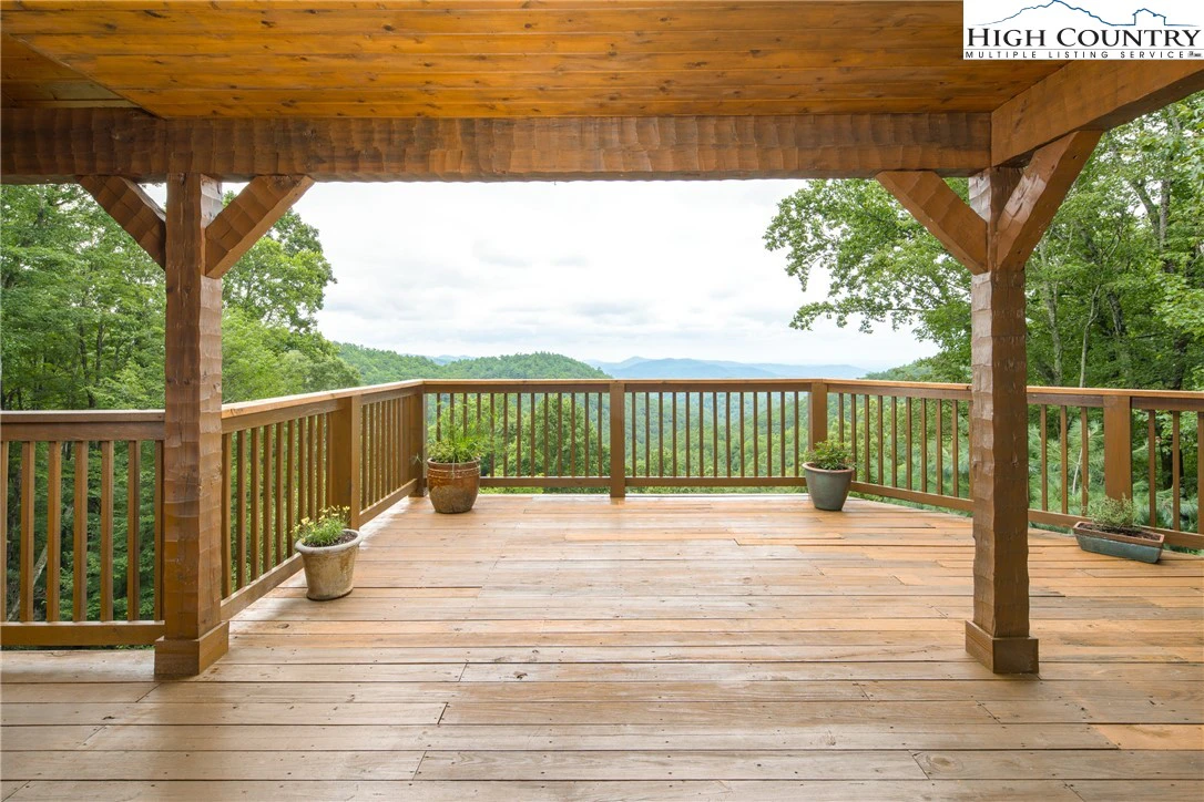 Image number 2 for the current listing